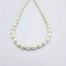 פנינים אמיתיות מתורבתות 9X7ממ, חור 1 מ"מ, כ-37 ס"מ בשורה